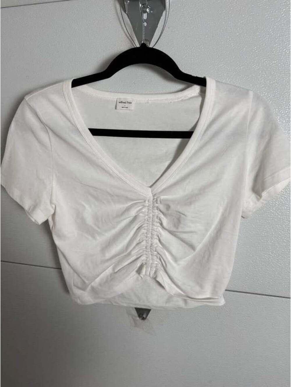 Wilfred Free (Aritzia) White Ruched V-Neck Crop Top Size Small